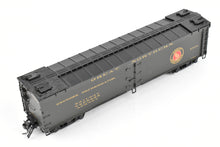 Load image into Gallery viewer, HO Brass Shoreham Shops GN - Great Northern 50 Foot Express Reefer FP #2033
