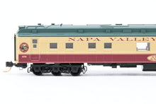 Load image into Gallery viewer, N Microtrains Line Napa Valley Wine Train 4-Pack w/Bonus FT Powered A-unit
