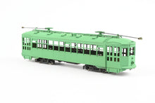 Load image into Gallery viewer, HO Brass MTS Traction Imports BER - Boston Elevated Railway Type 5 Streetcar (1929 Modification) Partially Painted
