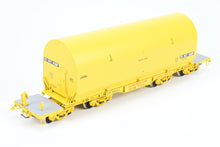 Load image into Gallery viewer, HO Brass CON OMI - Overland Models, Inc. UP - Union Pacific NASA Shuttle Solid Rocket Motor Rail Car Factory Painted No.50031
