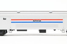 Load image into Gallery viewer, N Kato 106-6292 Amtrak Amfleet Phase III 2-Car Set B Baggage No. 1221 and Cafe No. 28015
