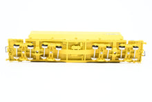 Load image into Gallery viewer, HO Brass CON OMI - Overland Models, Inc. UP - Union Pacific NASA Shuttle Solid Rocket Motor Rail Car Factory Painted No.50031
