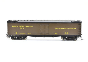 HO Brass WP Car Corp. PFE - Pacific Fruit Express Express Reefer 1950 Factory Painted