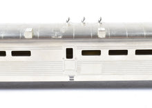 Load image into Gallery viewer, HO Brass Soho SP - Southern Pacific 204&#39; Three Unit Articulated Diner Corrugated Sided
