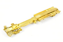 Load image into Gallery viewer, HO Brass OMI - Overland Models, Inc. Various Roads TTX - Trailer Train Thrall Front Runner 50&#39; TOFC Car TTUX 121046 w/National Unitruck
