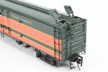 Load image into Gallery viewer, O Brass Sunset Models Third Rail GN - Great Northern REA - Railway Express Agency 54' Reefer Factory Painted No. 2249
