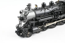 Load image into Gallery viewer, HO Brass Hallmark Models C&amp;NW - Chicago &amp; North Western R-1 Class 4-6-0 Custom Painted No. 1417
