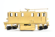 Load image into Gallery viewer, HO Brass CON Fairfield Models Various Roads McGuire-Cummings Single Truck Sweeper
