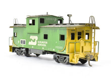 Load image into Gallery viewer, HO Brass Oriental Limited GN - Great Northern &quot;X&quot; Caboose X96-155 Class Custom Paint and Weathering
