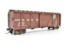 Load image into Gallery viewer, HO Brass CIL - Challenger Imports SP - Southern Pacific Class B-50-15 Box Car FP #32284 Weathered
