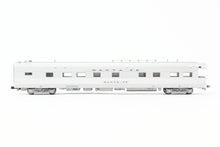Load image into Gallery viewer, N Kato 156-0804 ATSF - Santa Fe Business Car “Santa Fe”
