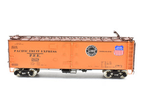 HO Brass CON CIL - Challenger Imports PFE - Pacific Fruit Express R-40-26 Refrigerator Car FP No. 2678