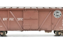 Load image into Gallery viewer, HO Brass CIL - Challenger Imports SP - Southern Pacific Class B-50-15 Box Car FP #32284 Weathered
