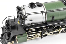 Load image into Gallery viewer, HO Brass CON Oriental Limited GN - Great Northern R-1 2-8-8-2 Open Cab Version FP "Glacier Park" Scheme No. 2035
