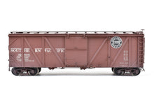 Load image into Gallery viewer, HO Brass CON CIL - Challenger Imports SP - Southern Pacific Class B-50-15 Box Car FP No. 32504 Weathered

