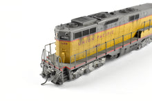 Load image into Gallery viewer, HO Brass Oriental Limited UP - Union Pacific EMD GP9 1750 HP Cabless B-Unit CP and Weathered #148B
