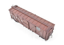 Load image into Gallery viewer, HO Brass CON CIL - Challenger Imports SP - Southern Pacific Class B-50-15 Box Car FP No. 32504 Weathered

