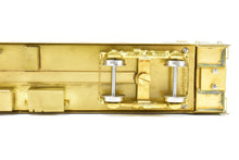 Load image into Gallery viewer, HO Brass Oriental Limited NP - Northern Pacific North Coast Limited Sleeper Observation #392 w/o Skirts
