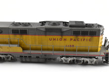 Load image into Gallery viewer, HO Brass Oriental Limited UP - Union Pacific EMD GP9 1750 HP Cabless B-Unit CP and Weathered #148B
