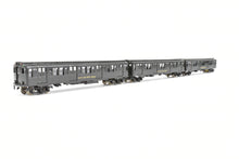 Load image into Gallery viewer, HO Brass NJ Custom Brass IND - Independent Subway System of New York R-4 Cars Set of Three Custom Painted
