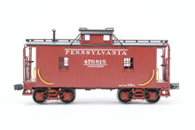 Load image into Gallery viewer, HO Brass Railworks PRR - Pennsylvania Railroad NDa 8-Wheel Caboose Custom Painted No. 476815
