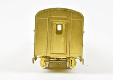 Load image into Gallery viewer, HO Brass Oriental Limited GN - Great Northern LW 1221-1226 Coach
