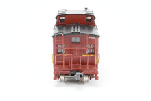 Load image into Gallery viewer, HO Brass Railworks PRR - Pennsylvania Railroad NDa 8-Wheel Caboose Custom Painted No. 476815
