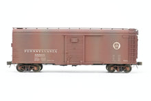 Load image into Gallery viewer, HO Brass Railworks PRR - Pennsylvania Railroad X-31 40' Round Roof Box Car Custom Painted &amp; Weathered No. 688808
