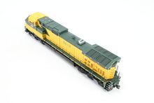Load image into Gallery viewer, HO Athearn Genesis C&amp;NW - Chicago &amp; North Western GE Dash 9-C44W FP No. 8613 w/Tsunami2 DCC &amp; Sound

