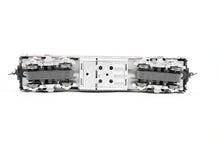 Load image into Gallery viewer, HO Athearn Genesis GN - Great Northern EMD F3-A/F3-B/F3-A Phase II Passenger Set Factory Decorated &quot;Empire Builder&quot; Scheme
