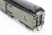 Load image into Gallery viewer, HO Brass W&amp;R Enterprises NP - Northern Pacific Baggage Car Nos. 1500 - 1515 Custom Painted Pullman Green No. 1511 REBOXX

