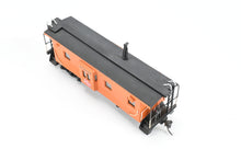 Load image into Gallery viewer, HO Brass NPP - Nickel Plate Products MILW - Milwaukee Road Smooth Side Bay Window Caboose Custom Painted No. 992149 w/ Upgraded Lines West Trucks + Details
