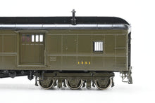 Load image into Gallery viewer, HO Brass W&amp;R Enterprises NP - Northern Pacific Mail &amp; Express Car Nos. 1443 - 1452 Custom Painted Pullman Green No. 1451
