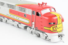 Load image into Gallery viewer, HO Brass Oriental Limited ATSF - Santa Fe EMD F3A 1500 HP Phase III Custom Painted Warbonnet No. 19

