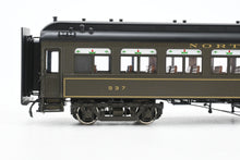 Load image into Gallery viewer, HO Brass W&amp;R Enterprises NP - Northern Pacific First Class Coach Version 1 Factory Painted Pullman Green No. 937
