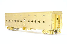 Load image into Gallery viewer, HO Brass Railworks PRR - Pennsylvania Railroad P-30A Troop Sleeper with Porthole Windows
