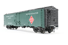 Load image into Gallery viewer, O Brass PSC - Precision Scale Co. REA - Railway Express Agency 50&#39; Ice Reefer Custom Painted No. 6435
