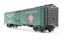 Load image into Gallery viewer, O Brass PSC - Precision Scale Co. REA - Railway Express Agency 50&#39; Ice Reefer Custom Painted No. 6435

