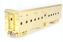 Load image into Gallery viewer, HO Brass Railworks PRR - Pennsylvania Railroad P-30A Troop Sleeper with Porthole Windows
