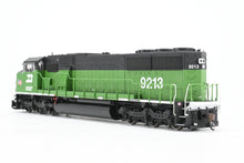 Load image into Gallery viewer, HO Athearn Genesis BN - Burlington Northern EMD SD60M "Tri-Clops" FP No.9213 w/ Tsunami2 DCC &amp; Sound
