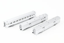 Load image into Gallery viewer, N Kato ATSF - Santa Fe 8-Car Corrugated Side Passenger Set NO BOX
