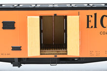 Load image into Gallery viewer, Gauge 1 - 1:32nd Scale Brass Row &amp; Company ATSF - Santa Fe SFRD RR-27/33 Refrigerator Car, Factory Painted "El Capitan", No. 34854
