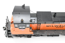 Load image into Gallery viewer, HO Brass OMI - Overland Models Inc. MILW - Milwaukee Road EMD MP15AC FP  No. 465 2000 Run
