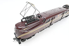 Load image into Gallery viewer, O Brass CON Weaver Models PRR - Pennsylvania Railroad GG-1 Electric FP Tuscan Red 5-Stripes 2-Rail No. 4876
