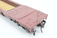 Load image into Gallery viewer, O Brass Alco Models PRR - Pennsylvania Railroad F33 Greenville Well Flat Custom Painted &amp; Weathered No. 470092
