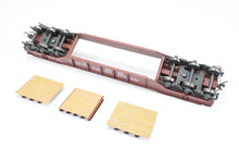 Load image into Gallery viewer, O Brass Alco Models PRR - Pennsylvania Railroad F33 Greenville Well Flat Custom Painted &amp; Weathered No. 470092

