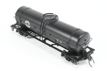 Load image into Gallery viewer, HO Brass DVP - Division Point DM&amp;IR - Duluth Missabe &amp; Iron Range T-3 Water Car Factory Painted
