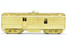 Load image into Gallery viewer, HO Brass Oriental Limited GN - Great Northern Heater Car No. 4
