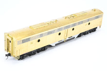 Load image into Gallery viewer, O Brass OMI - Overland Models, Inc Various Roads EMD E8/9B Without Dynamic Brakes
