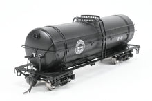 Load image into Gallery viewer, HO Brass DVP - Division Point DM&amp;IR - Duluth Missabe &amp; Iron Range T-3 Water Car Factory Painted
